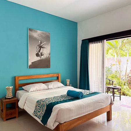 Urban Jungle Beach House Canggu Exterior foto